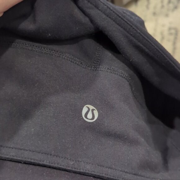 Lululemon Groove Crop Reversible Black - Picture 7 of 10